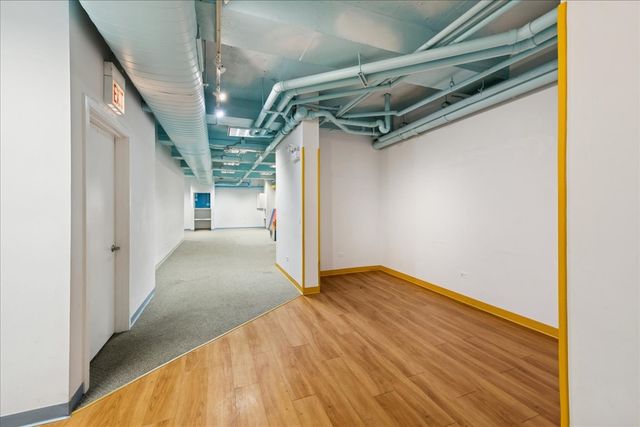 3827 N Southport Avenue, Chicago, IL 60613