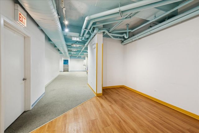 3827 N Southport Avenue, Chicago, IL 60613