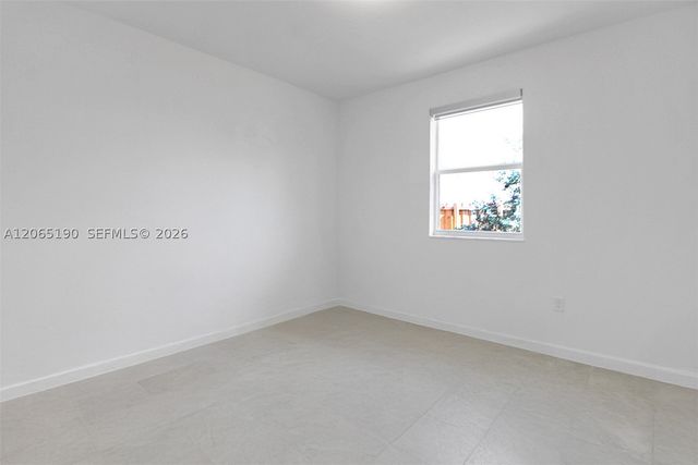 879 SE 26th Ter 1, Homestead, FL 33035