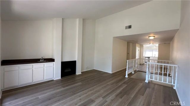 19519 Rinaldi 57, Porter Ranch, CA 91326