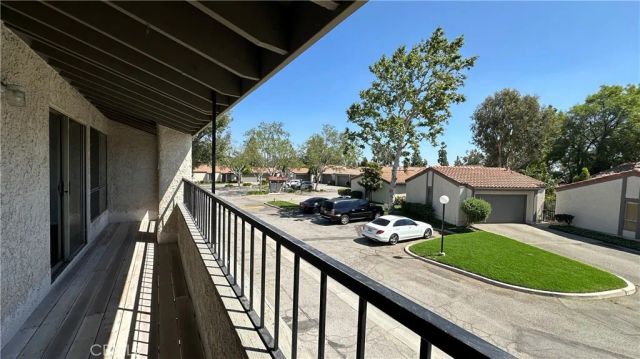 19519 Rinaldi 57, Porter Ranch, CA 91326