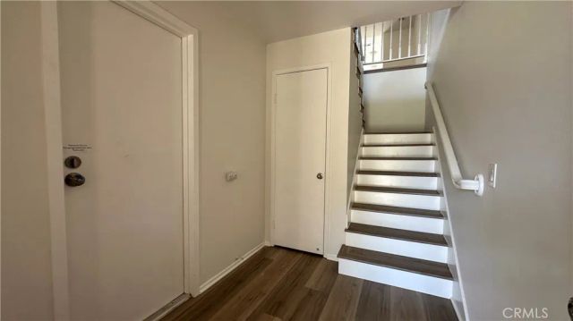 19519 Rinaldi 57, Porter Ranch, CA 91326