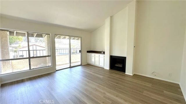 19519 Rinaldi 57, Porter Ranch, CA 91326