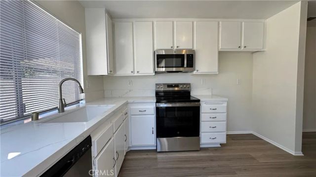 19519 Rinaldi 57, Porter Ranch, CA 91326