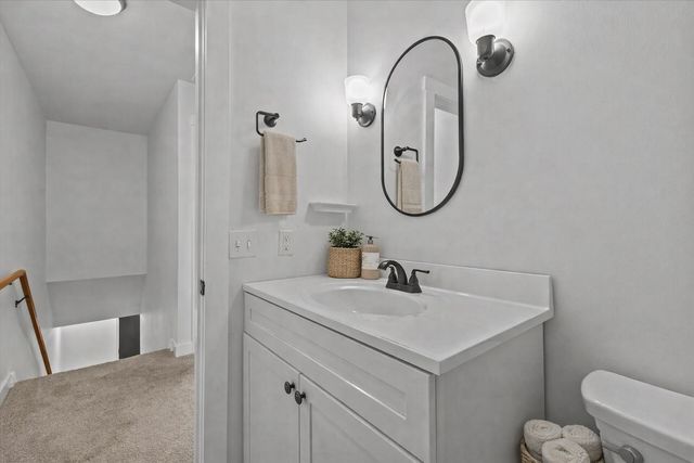 I4 Grandview Drive I, South Burlington, VT 05403