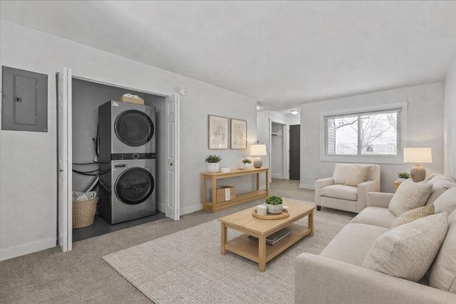 I4 Grandview Drive I, South Burlington, VT 05403