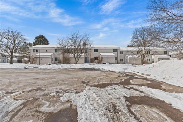 I4 Grandview Drive I, South Burlington, VT 05403