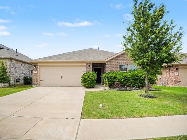 2205 Kingfisher Street, Crandall, TX 75114