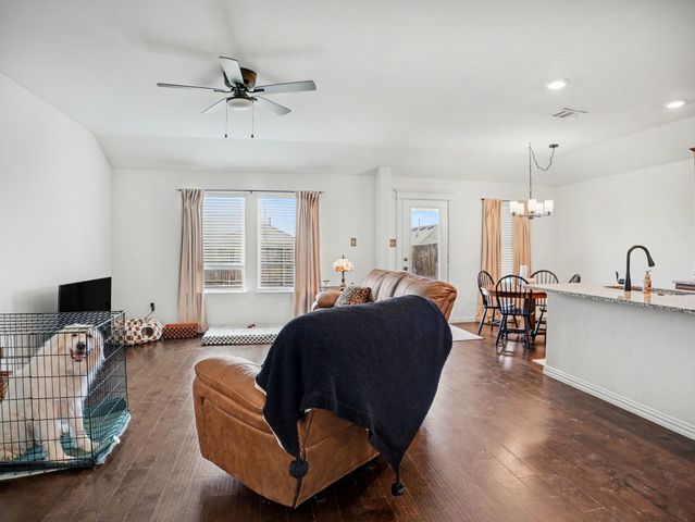 2205 Kingfisher Street, Crandall, TX 75114