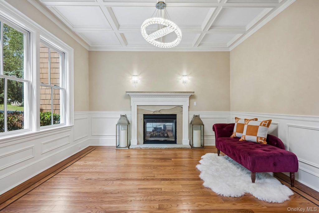 4 The Commons, Cold Spring Harbor, NY 11724 — photo 5