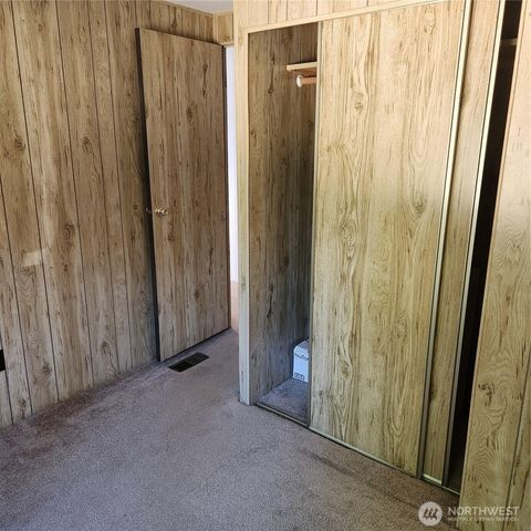 1191 NE Larson Boulevard, Belfair, WA 98528
