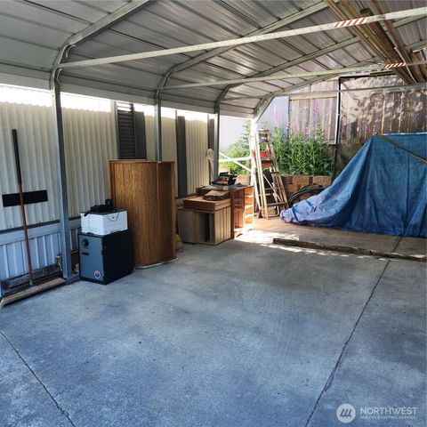 1191 NE Larson Boulevard, Belfair, WA 98528