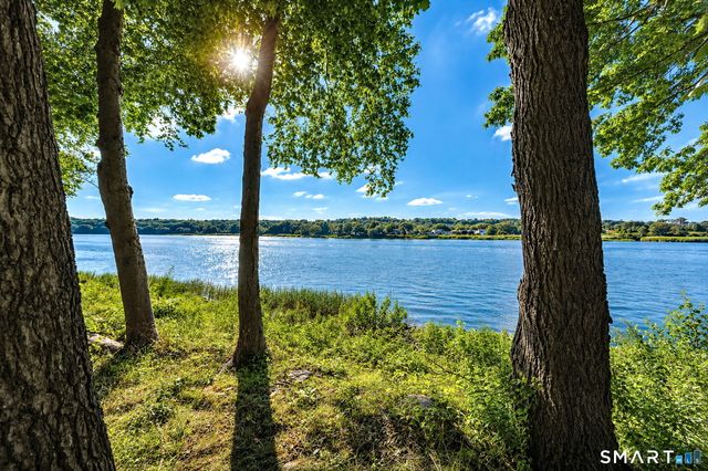 99 Jasmine Circle 99, Milford, CT 06461