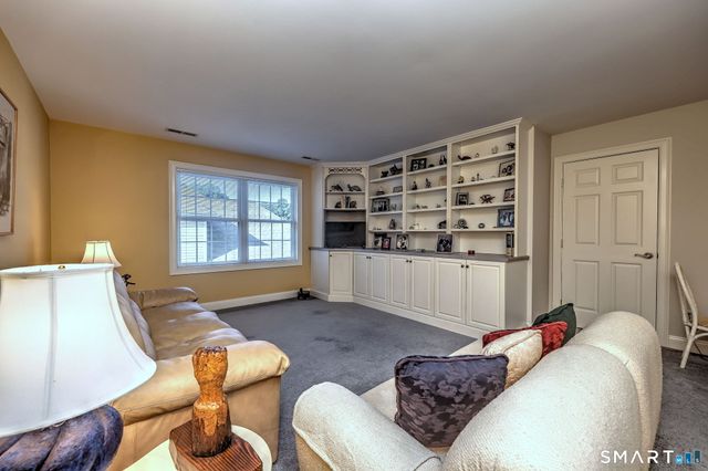 99 Jasmine Circle 99, Milford, CT 06461