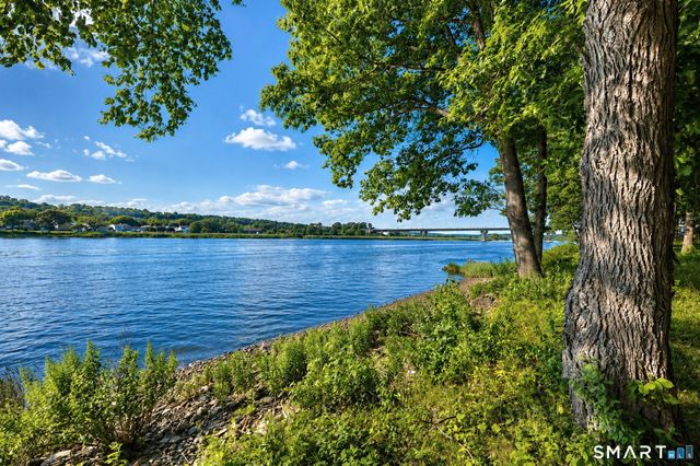 99 Jasmine Circle 99, Milford, CT 06461