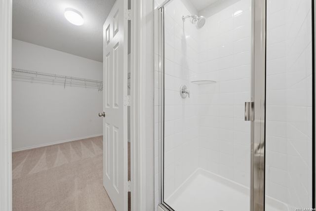 11131 HILLTOP BARN, San Antonio, TX 78254