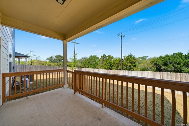 11131 HILLTOP BARN, San Antonio, TX 78254
