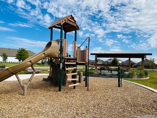 11131 HILLTOP BARN, San Antonio, TX 78254