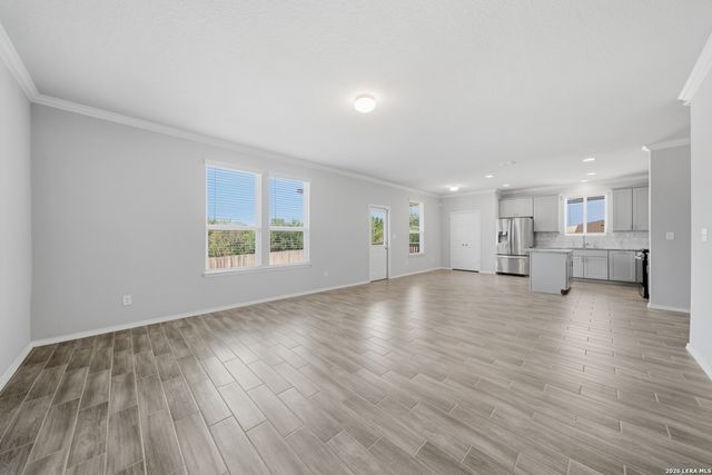 11131 HILLTOP BARN, San Antonio, TX 78254