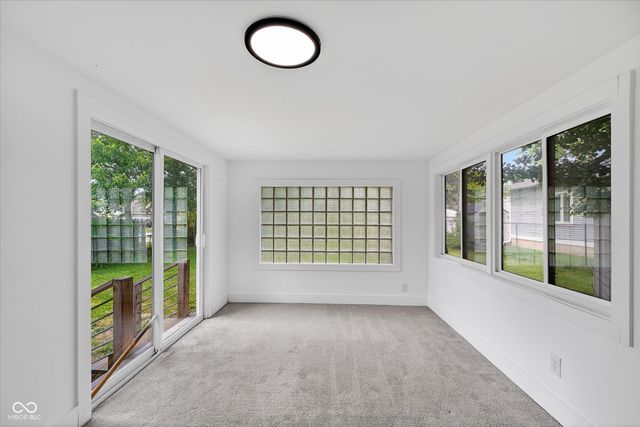 248 S 5th Avenue, Beech Grove, IN 46107