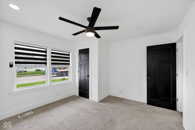 248 S 5th Avenue, Beech Grove, IN 46107