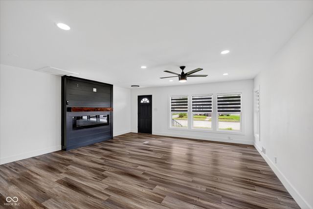 248 S 5th Avenue, Beech Grove, IN 46107