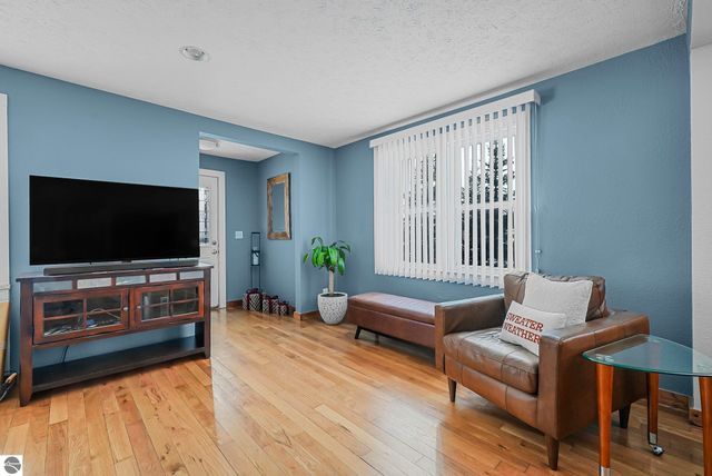 1189 Gray Road, Traverse City, MI 49684