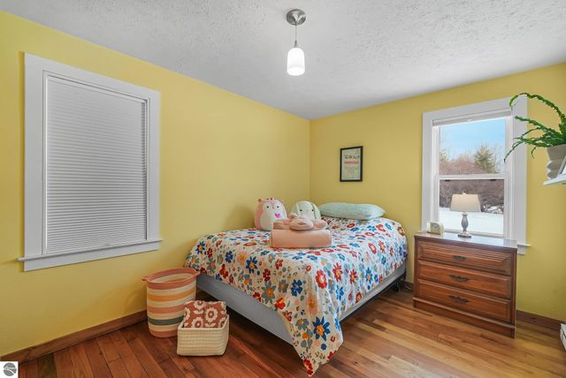 1189 Gray Road, Traverse City, MI 49684