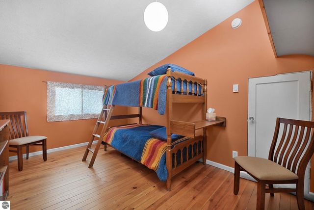 1189 Gray Road, Traverse City, MI 49684