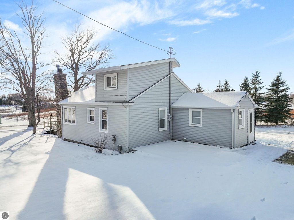 Image 27 of property listing at 1189 Gray Road, Traverse City, MI 49684