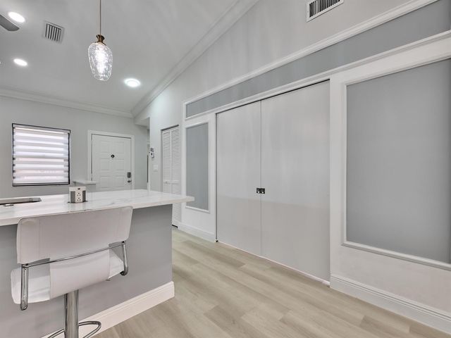 6067 Kings Gate Circle, Delray Beach, FL 33484