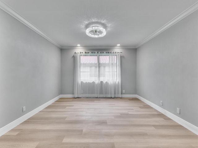 6067 Kings Gate Circle, Delray Beach, FL 33484