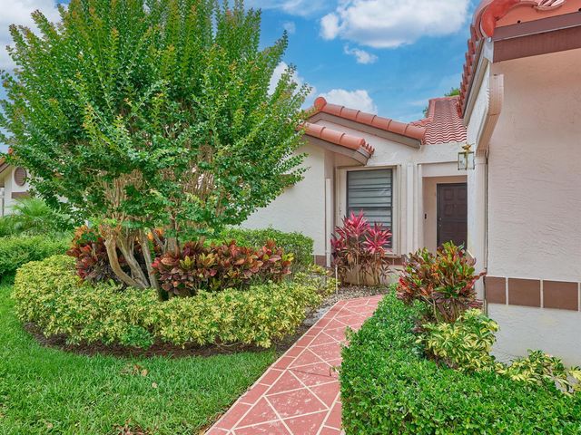 6067 Kings Gate Circle, Delray Beach, FL 33484