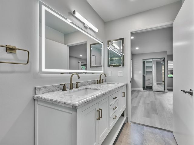 6067 Kings Gate Circle, Delray Beach, FL 33484