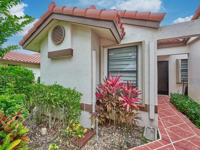 6067 Kings Gate Circle, Delray Beach, FL 33484