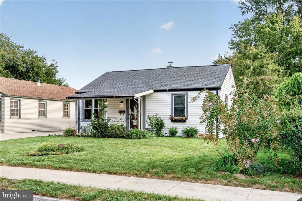 1421 W JAMES ST, WEST NORRITON, PA 19403 — photo 4