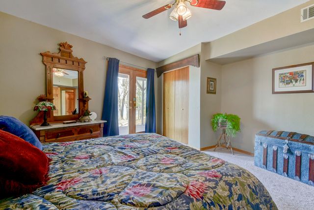 26141 Farm Road 1215, Golden, MO 65658