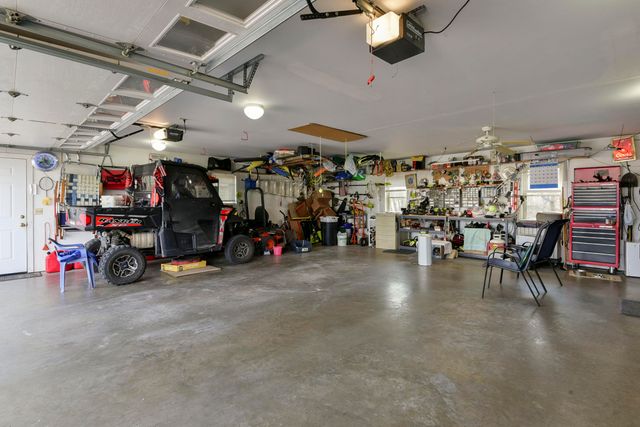 26141 Farm Road 1215, Golden, MO 65658