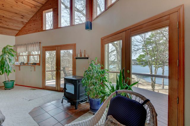 26141 Farm Road 1215, Golden, MO 65658