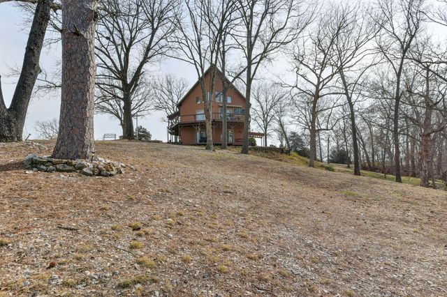 26141 Farm Road 1215, Golden, MO 65658