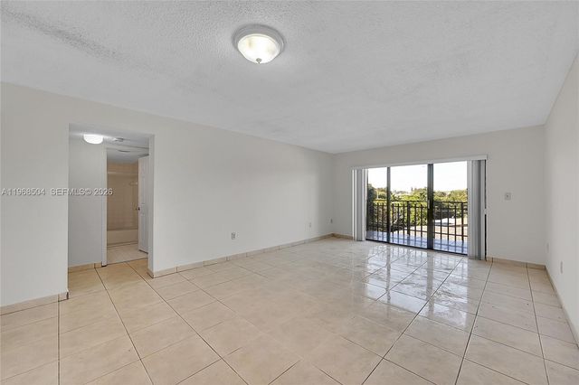 650 NE 149th Street 406A, Miami, FL 33161