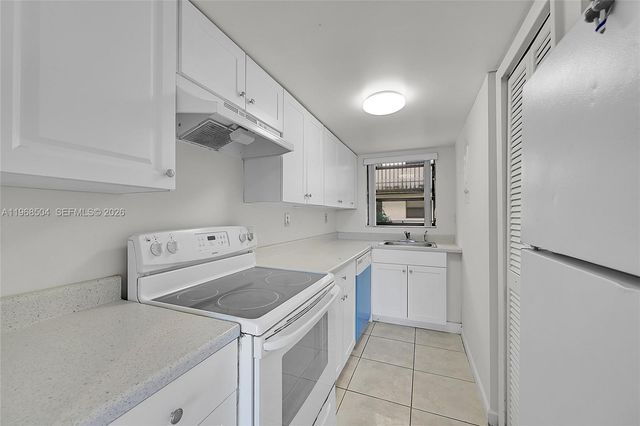 650 NE 149th Street 406A, Miami, FL 33161