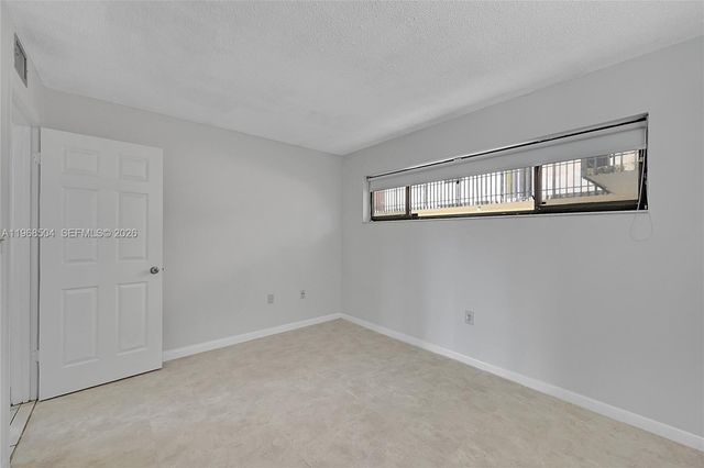 650 NE 149th Street 406A, Miami, FL 33161