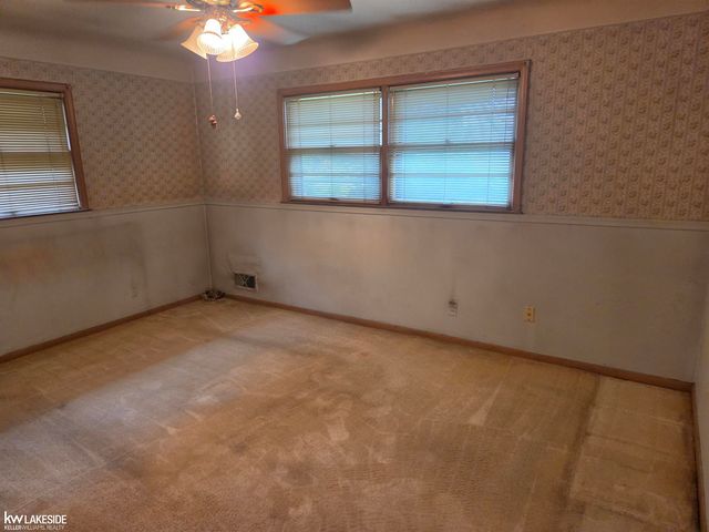 20850 Crowley Street, St Clair Shores, MI 48081