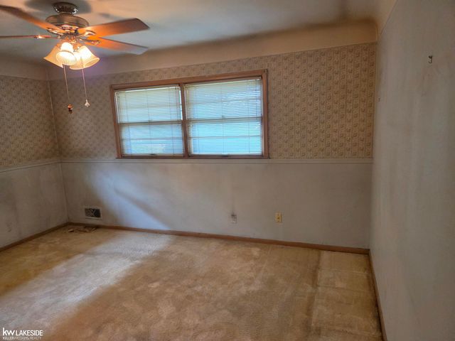20850 Crowley Street, St Clair Shores, MI 48081