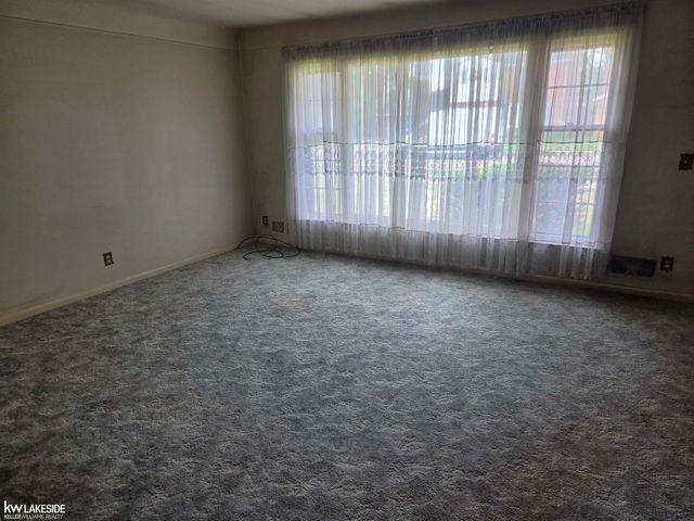 20850 Crowley Street, St Clair Shores, MI 48081