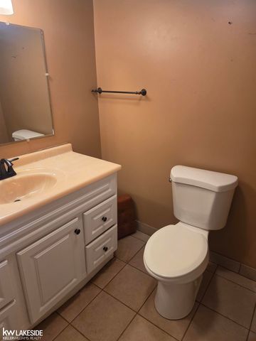 20850 Crowley Street, St Clair Shores, MI 48081