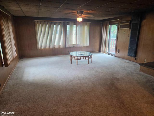 20850 Crowley Street, St Clair Shores, MI 48081