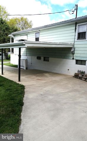732 BLASSER ST, Millersburg, PA 17061