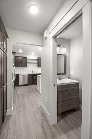 228 S JACKSON STREET, Green Bay, WI 54301